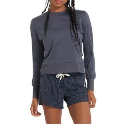 Vuori Daydream Crew Long-Sleeve T-Shirt - Women's -Outlet Nidecker Store vuori daydream crew long sleeve t shirt women s 3