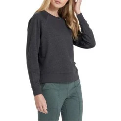 Vuori Halo Long-Sleeve Crew Sweater - Women's -Outlet Nidecker Store vuori halo long sleeve crew sweater women s 3